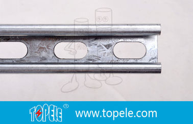 Hitam Galvanized 41X41MM Unistrut Channel, HDG Slotted / Plain Strut Channel untuk mendukung saluran